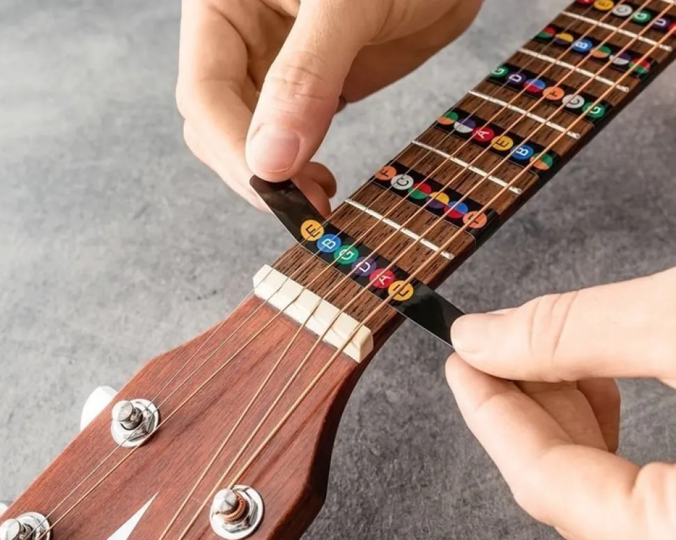 Naklejki do nauki gry na gitarze