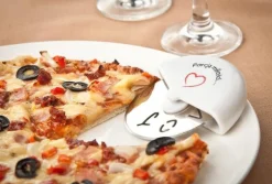 Zakochany nóż do pizzy